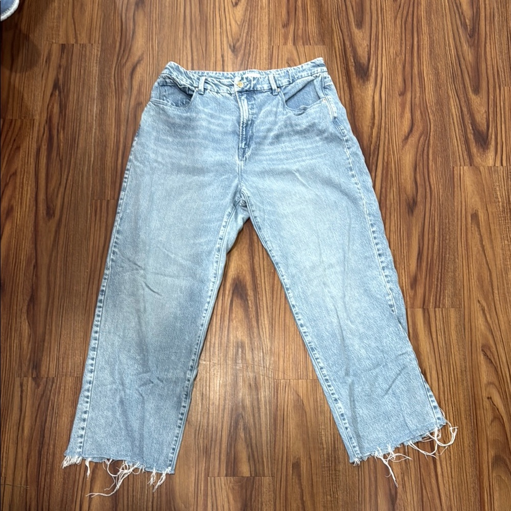 Good American Light Blue Distressed Women's Jeans
